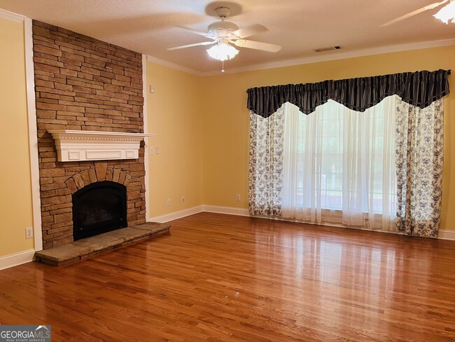 Building Photo - 947 Beavers Rd
