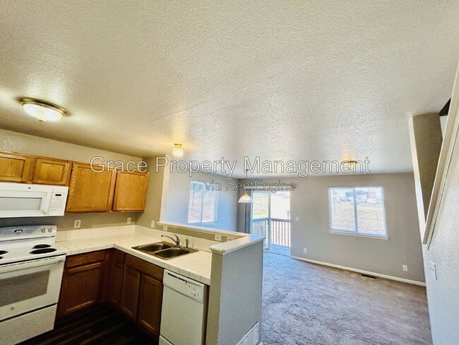 Building Photo - 424 W 91st Cir
