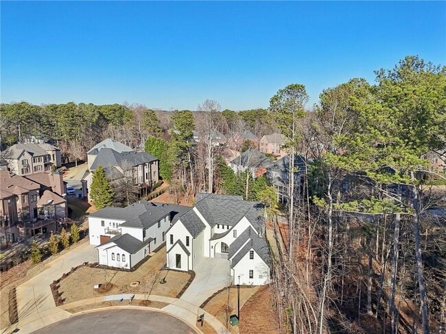 Building Photo - 120 Thome Dr