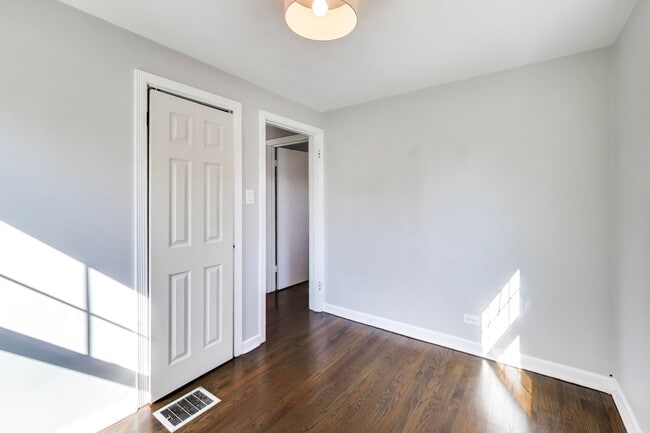 Building Photo - 4138 N Olcott Ave