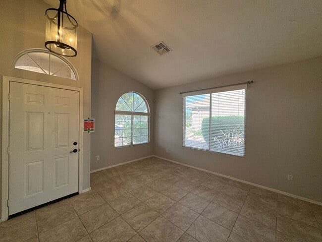 Building Photo - 4 Bedroom Home W/ Pool Available in Tatum ...