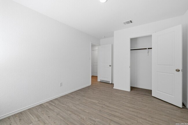 Building Photo - 306 Ambush Ridge