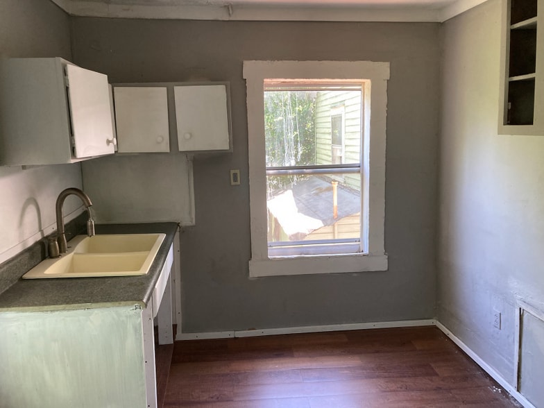 Building Photo - 644 Parkchester Dr