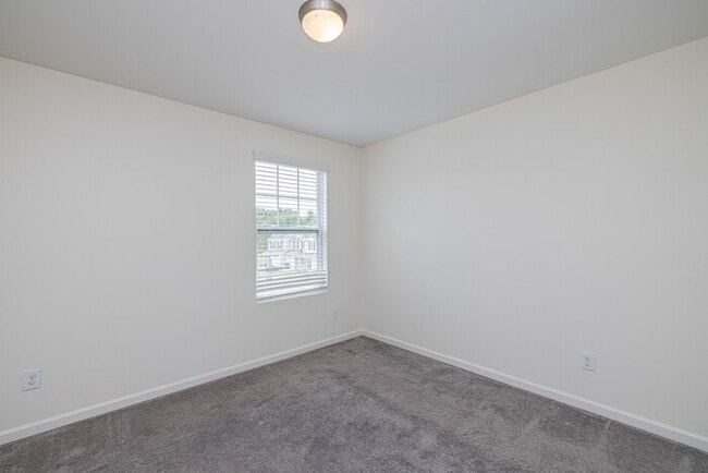 Building Photo - 3 Bedroom Townhome in NW School District - Rock Hill SC