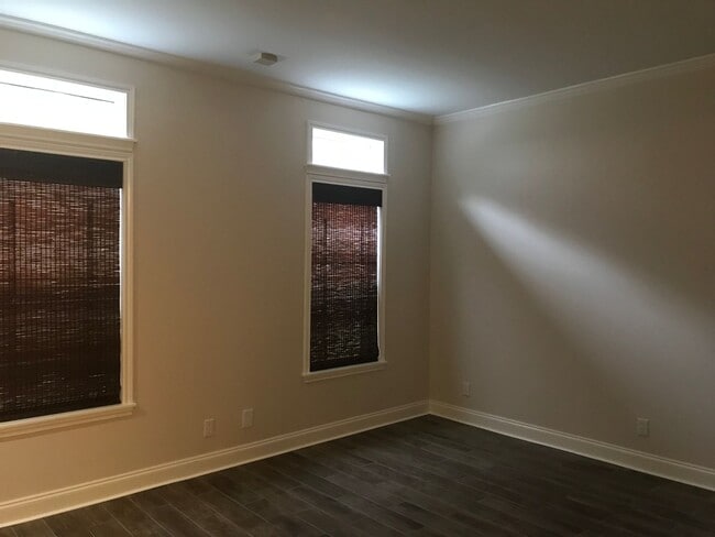 Building Photo - 957 Bayou Trace Dr