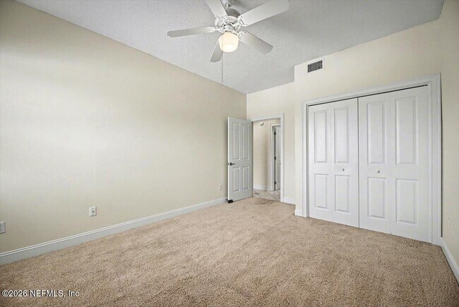 Building Photo - 100 Bermuda Bay Cir