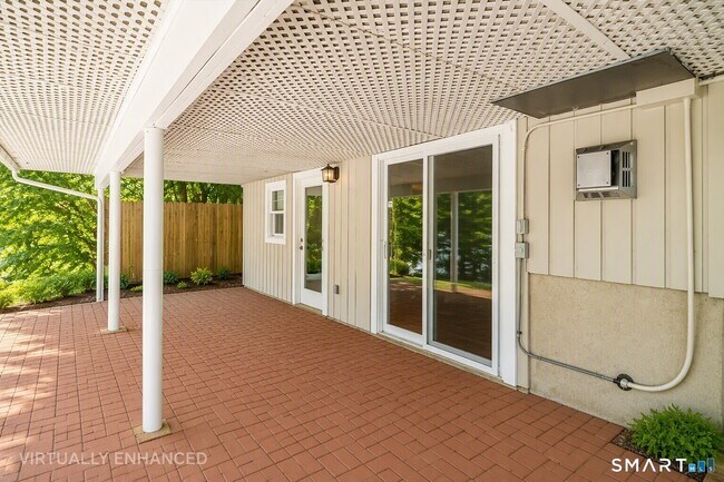 Building Photo - 57 Cedar Dr