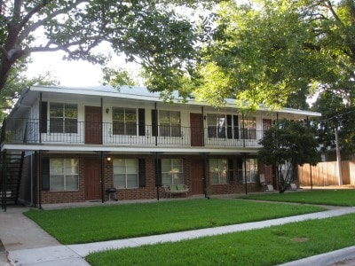 Primary Photo - 1115 N Austin St