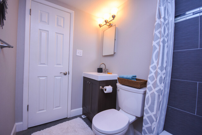 Bathroom - 105 S Meade St