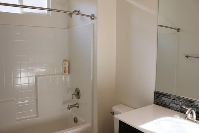 Building Photo - 84956 Bedero Ct