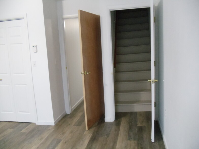 walk up attic - 376 Miller St