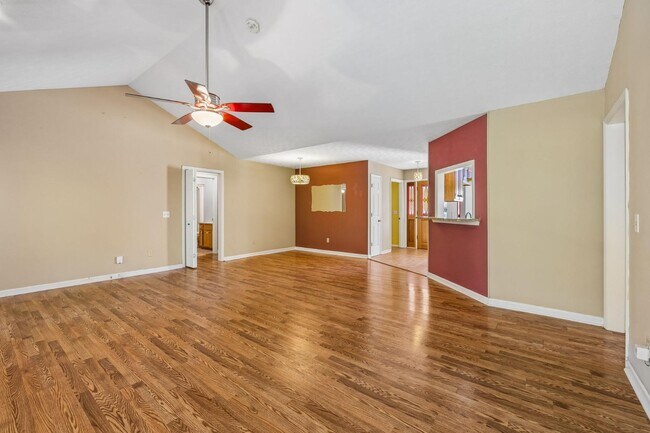 Building Photo - 107 Keri Dr