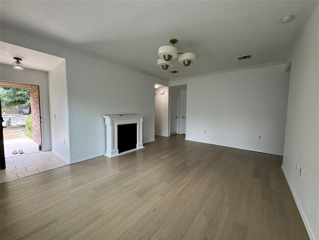 Building Photo - 6809 Crestone Rd