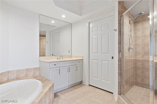 Building Photo - 1065 Borghese Ln