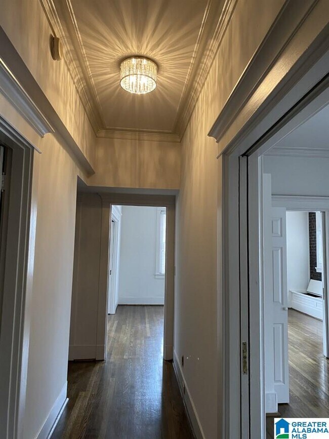 Building Photo - 1300 20th St S