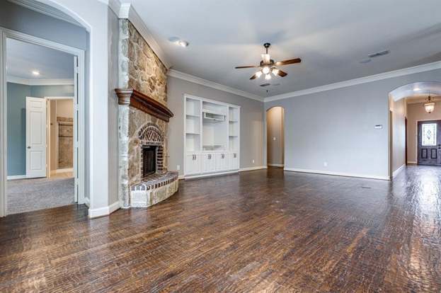 Building Photo - 7701 Thistledown Dr