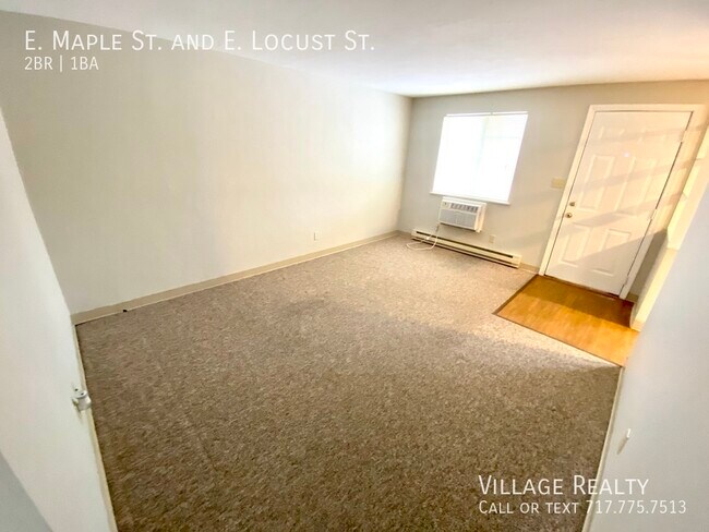 Building Photo - 361 E Maple St
