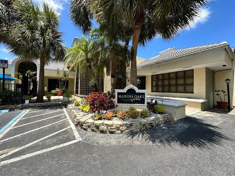 Primary Photo - 2445 SW 18th Ter