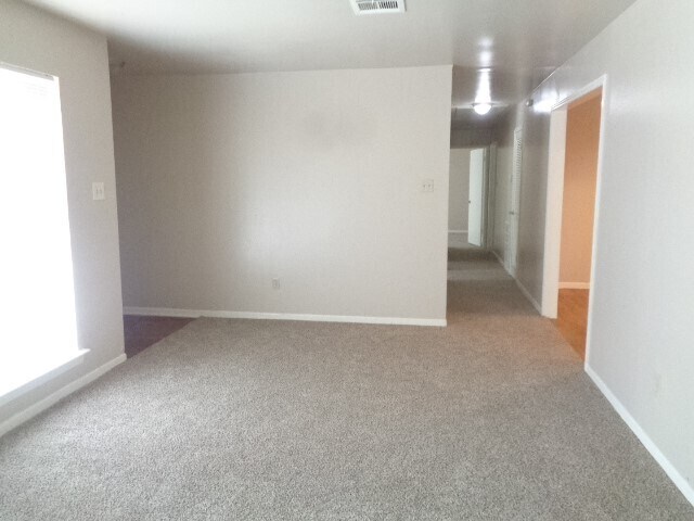 Building Photo - 5502 Deep Forest Dr