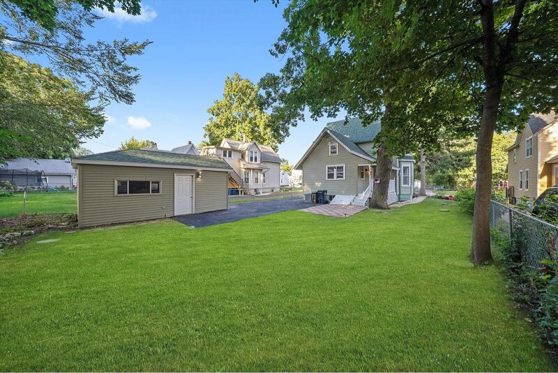 Building Photo - 628 S Liberty St