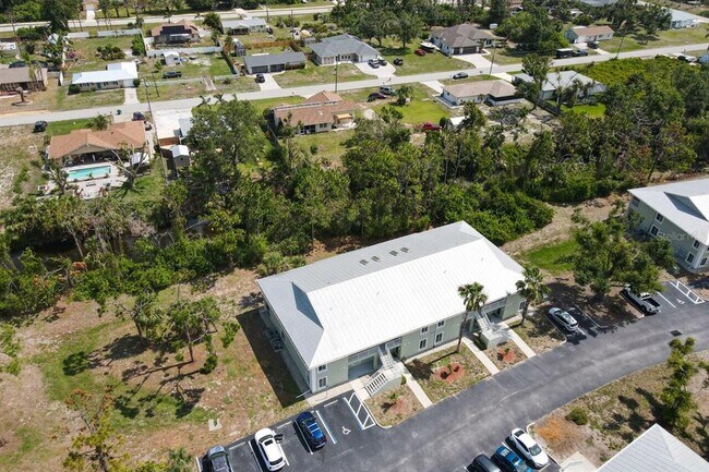 Building Photo - 8100 Memory Ln