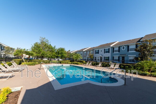 Building Photo - 13175 Center Square Dr