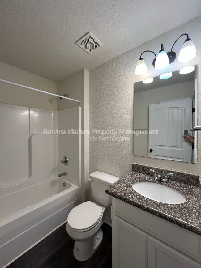 Building Photo - 4410 Thistle Pine Ct