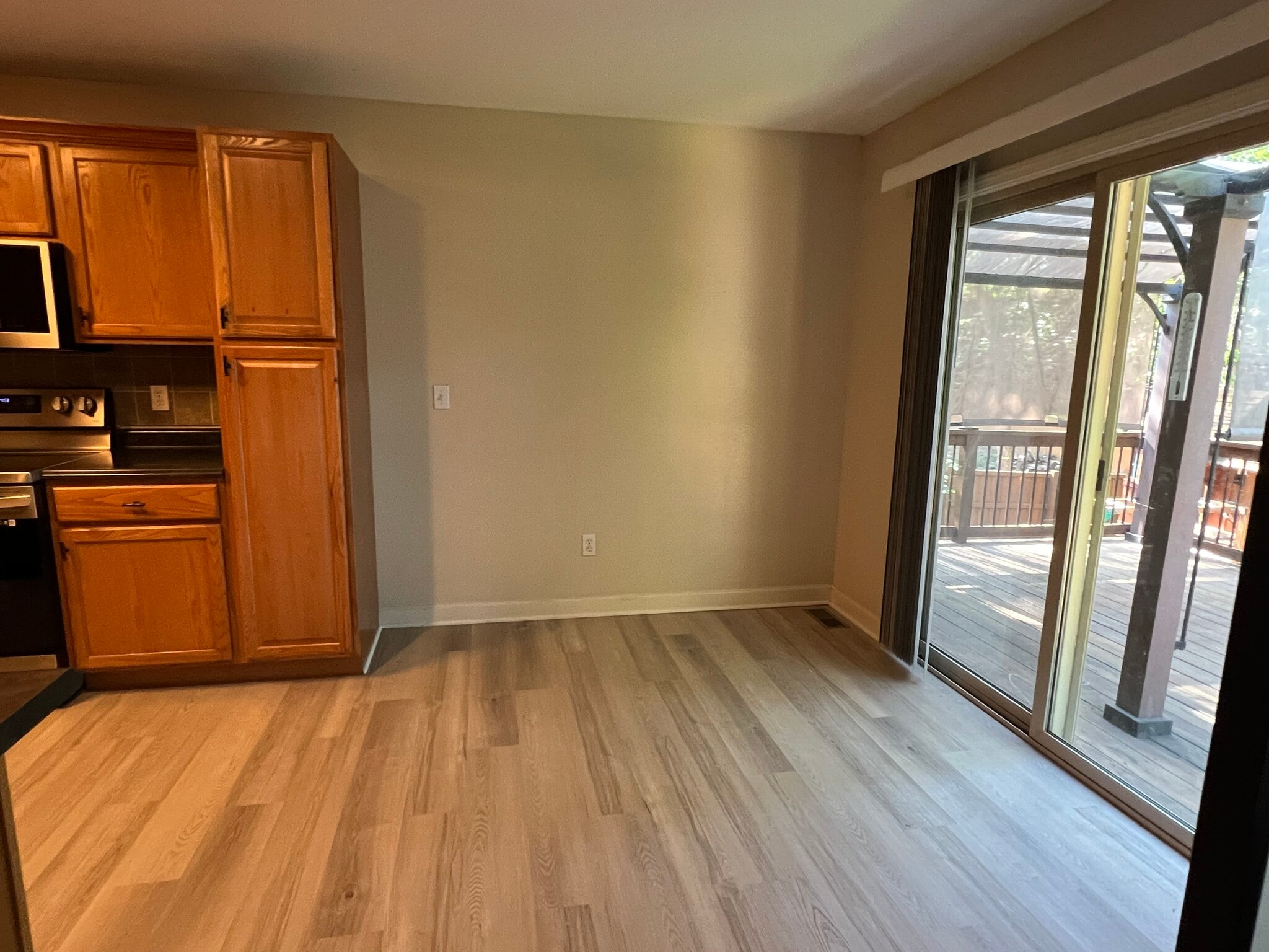 Kitchen - 4701 Rainbow Trout Dr