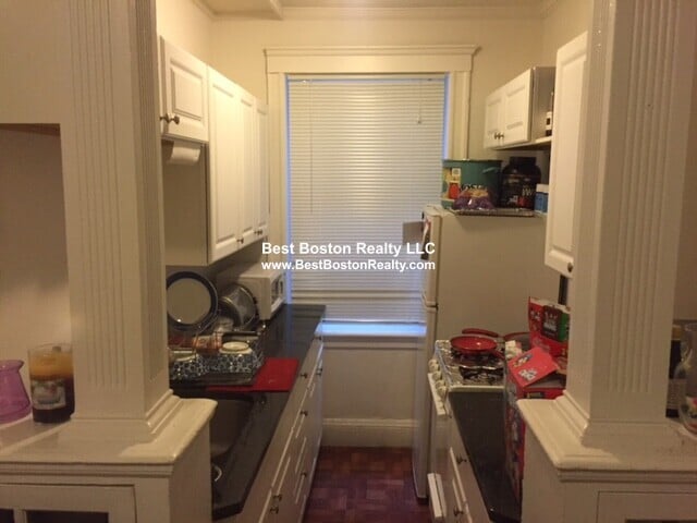 Building Photo - 11 Gray St