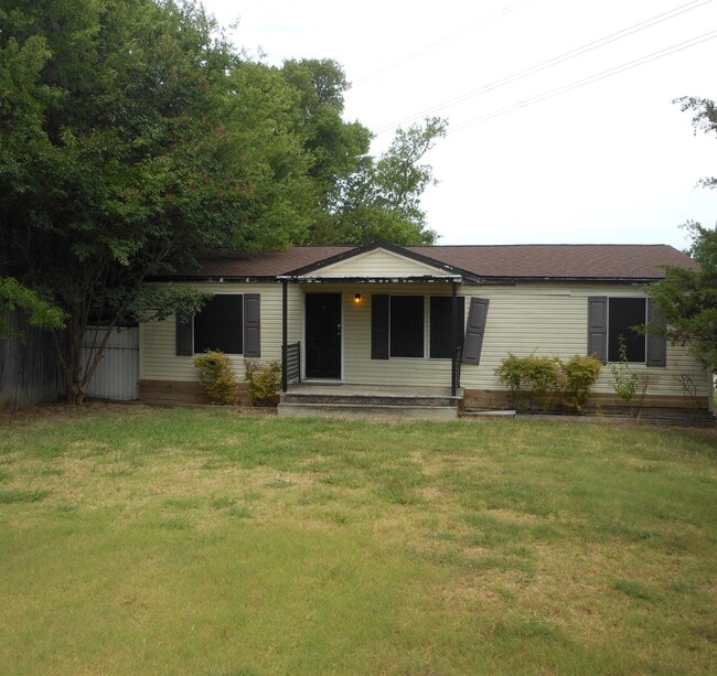 Primary Photo - 2256 Beaver Creek Rd