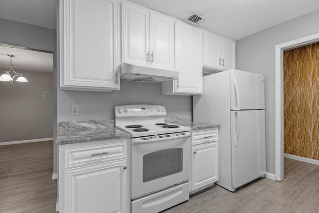 Building Photo - 3001 Eastgate Ct