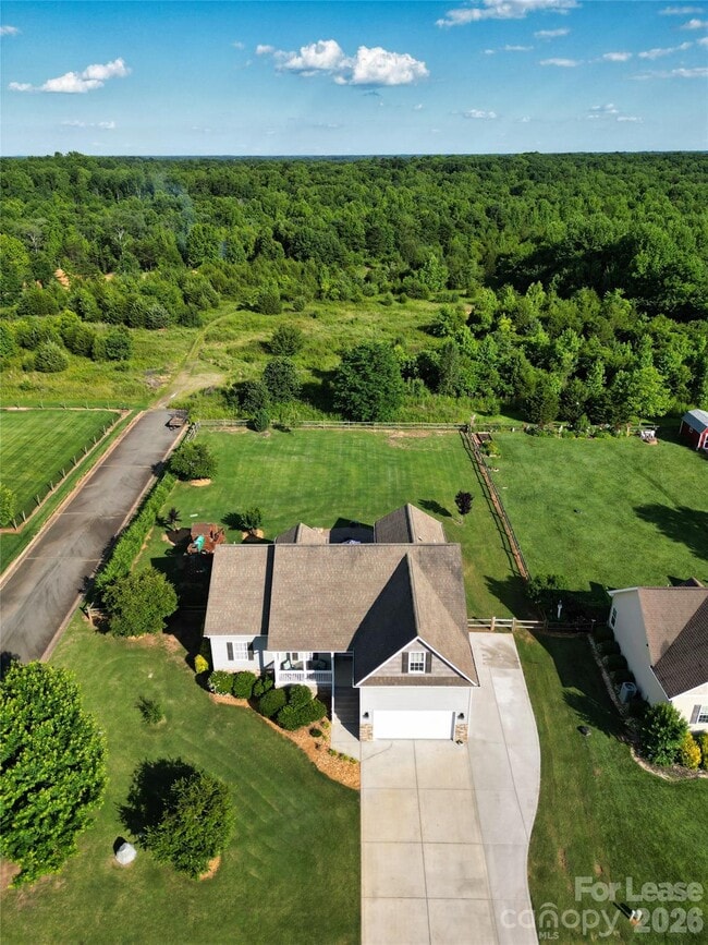 Building Photo - 141 Logan Ridge Dr