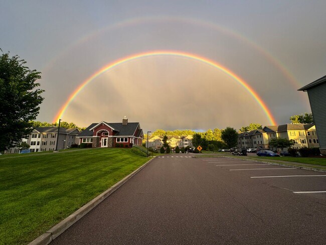 Building Photo - Stylish One-Bedroom Apartment at The Village at Autumn Pond