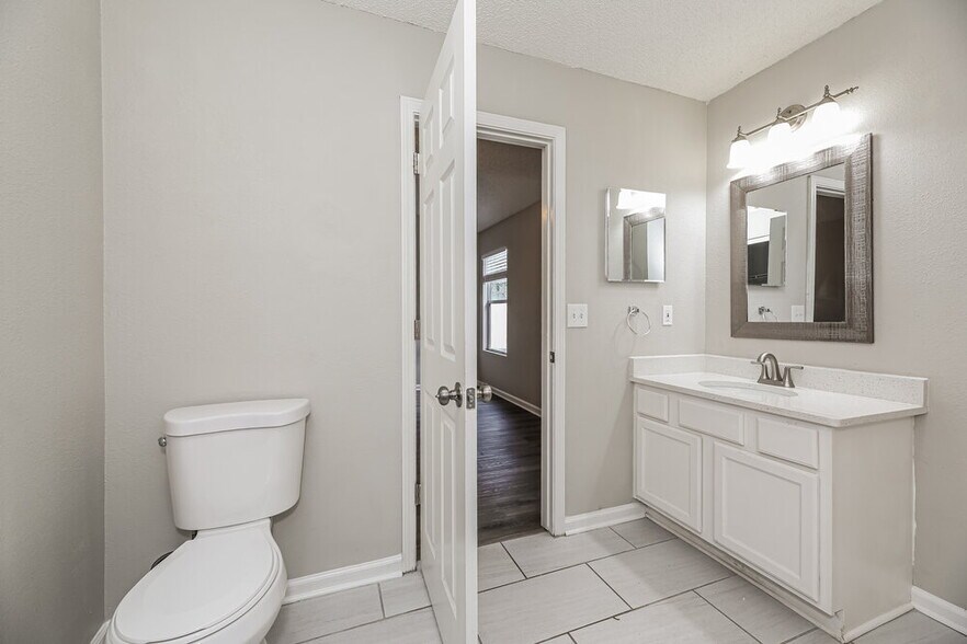 Building Photo - 3762 Maddie Ln