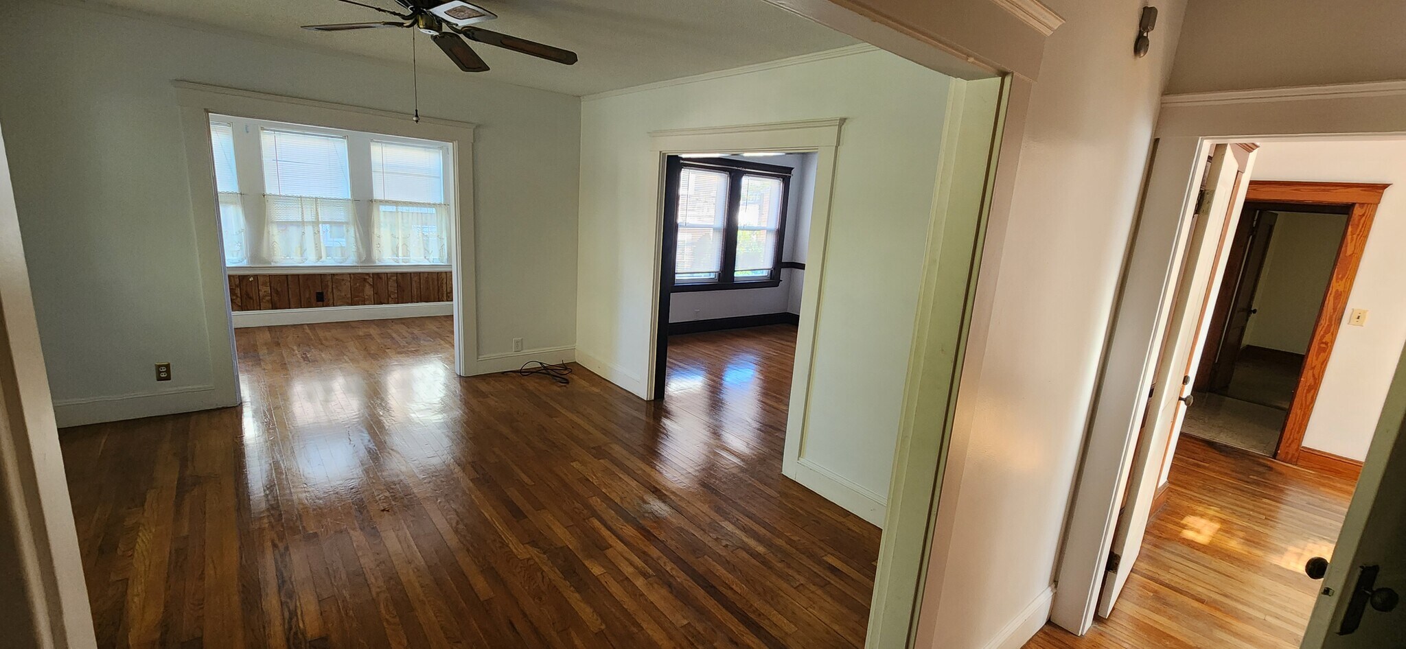 Building Photo - 14 Hurlcroft Ave