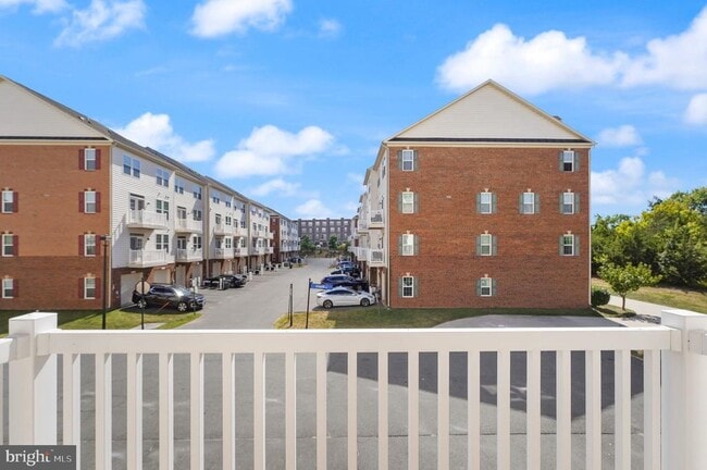 Building Photo - 43846 Artsmith Terrace