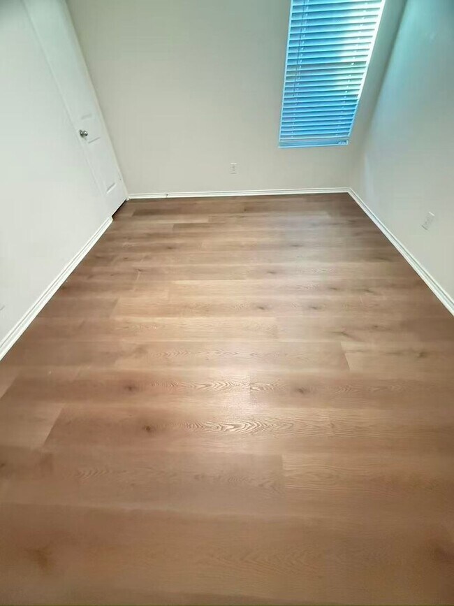 Building Photo - Adorable house in Crandall