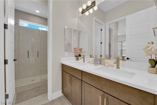 Building Photo - 10663 Stone Ledge Ave