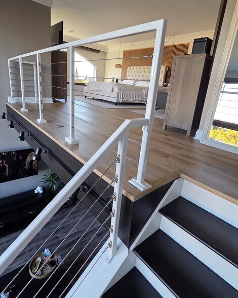 Building Photo - 1515 N Van Buren St