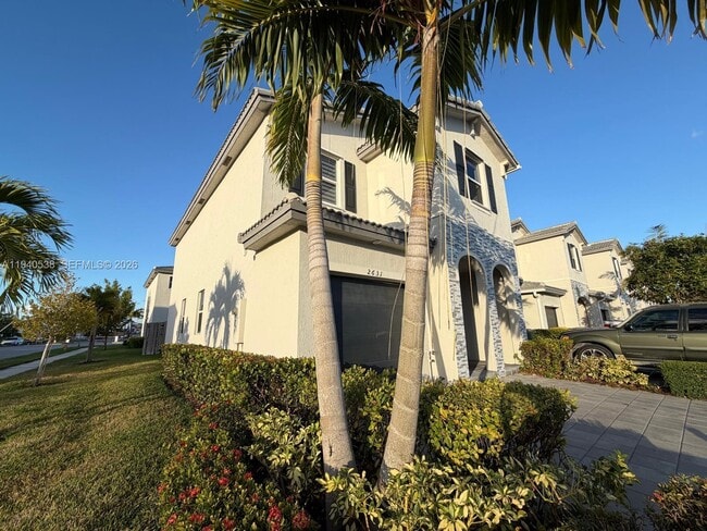 Building Photo - 2631 SE 11th St