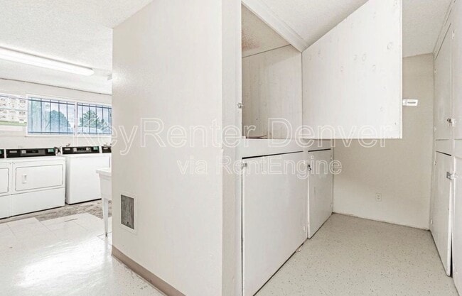 Building Photo - Quiet & Private Condo Retreat in the Heart...