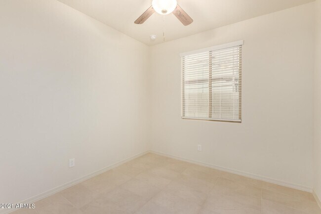 Building Photo - 8755 W Solano Dr