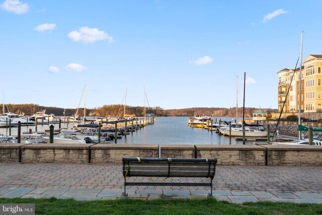 Building Photo - 602 Watermans Dr