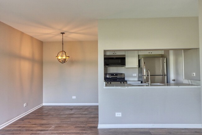 Building Photo - 364 Grissom Ct