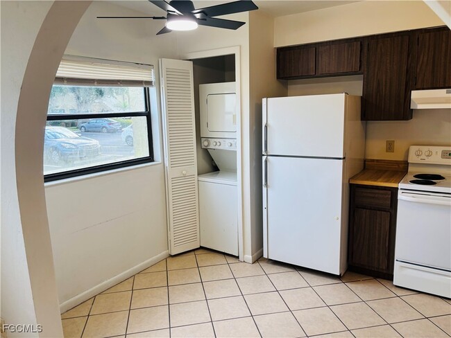 Building Photo - 4745 Orange Grove Blvd