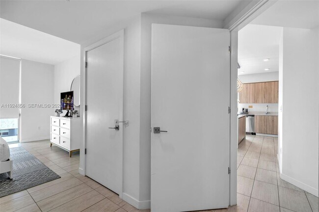 Building Photo - 3900 Biscayne Blvd