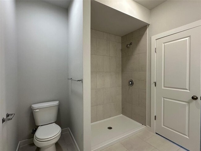 Building Photo - 18000 Lantana Loop