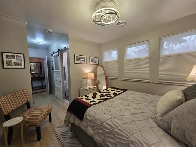 Building Photo - Gorgeous home for Rent!