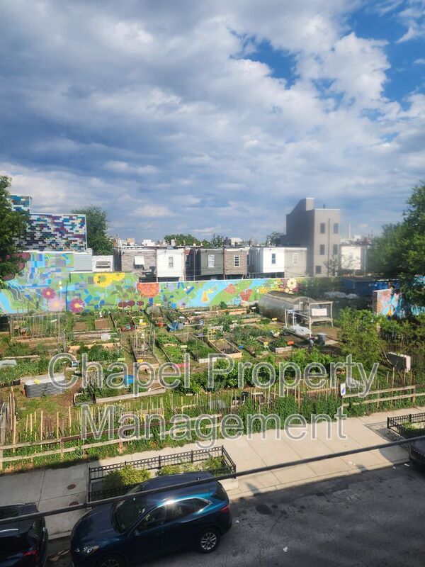 Building Photo - 1346 N 27th St