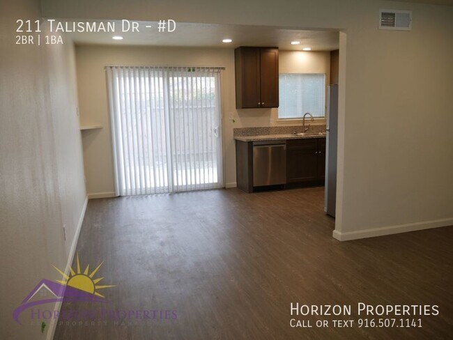 Building Photo - 211 Talisman Dr